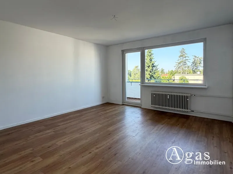 Attraktive 3-Zi.-Wohnung in Marienfelde mit Balkon — photo 1